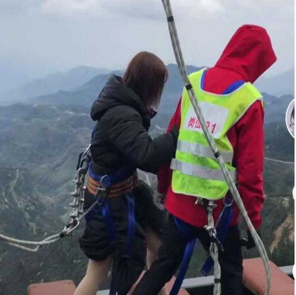 張家界翼裝飛行事件—景區(qū)不得不提防的高風(fēng)險(xiǎn)項(xiàng)目?。?！  