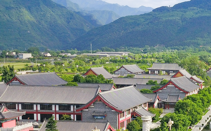 我國(guó)旅游景點(diǎn)發(fā)展?fàn)顩r分析